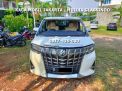 Toko Spesialis Penggantian Kaca Mobil Depan Toyota Alphard di Jakarta Bekasi Depok Tangerang